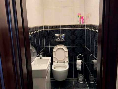 квартира за адресою Коновальця вул., 5