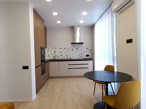 квартира за адресою Салютна вул., 2к25