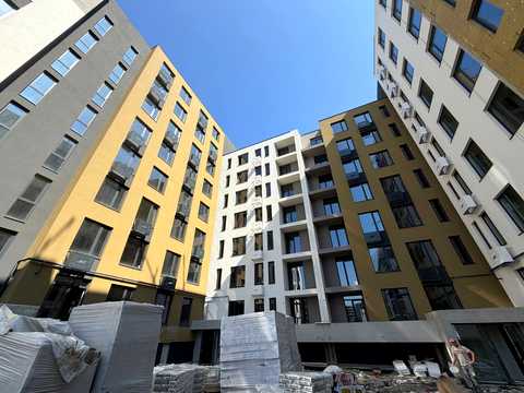 квартира за адресою Героїв Майдану вул., (Будинок 2)