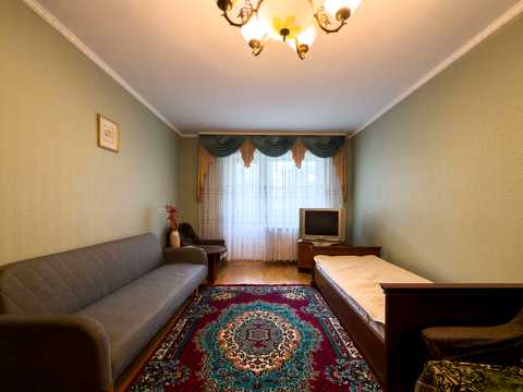 квартира за адресою Срібнокільська вул., 8-А