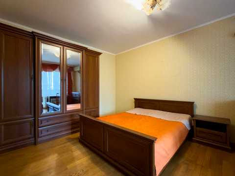 квартира за адресою Срібнокільська вул., 8-А