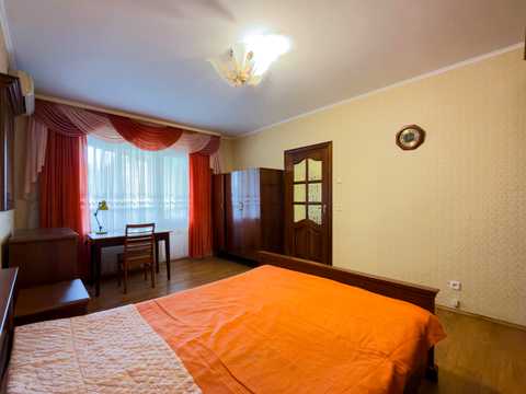 квартира за адресою Срібнокільська вул., 8-А