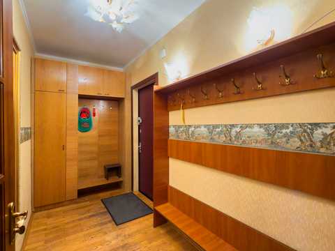 квартира за адресою Срібнокільська вул., 8-А