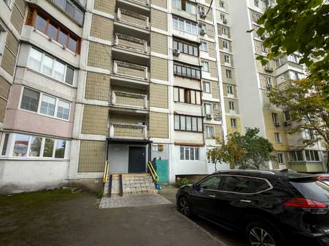 квартира за адресою Срібнокільська вул., 8-А