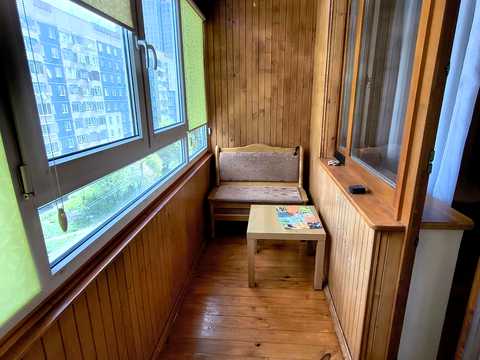 квартира за адресою Гната Хоткевича вул., 12