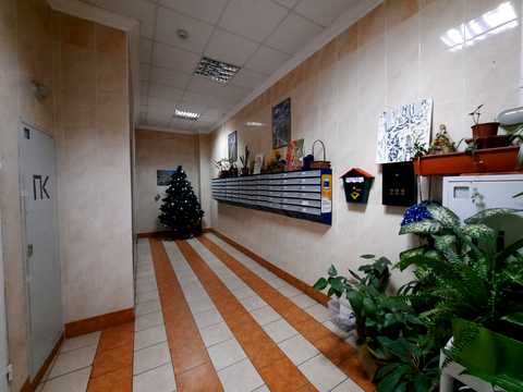 комерційна за адресою Бориса Гмирі вул., 4