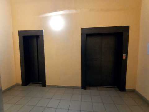 комерційна за адресою Бориса Гмирі вул., 4
