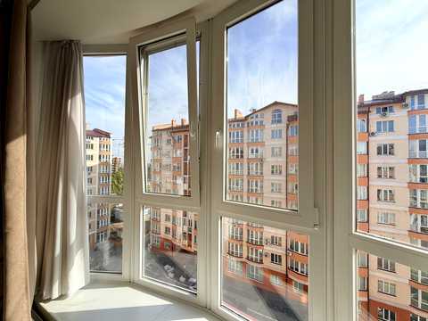 квартира по адресу Героев Майдана ул. (Червоноармійська), 51
