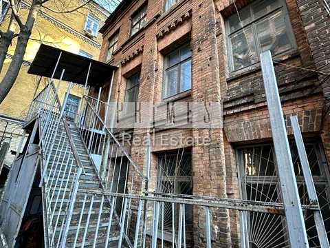 коммерческая по адресу Саксаганского ул., 26/26