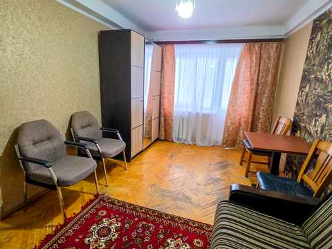 квартира за адресою Дарницький бульв., 15