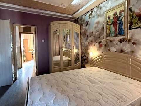 квартира за адресою Академіка Корольова вул., 65