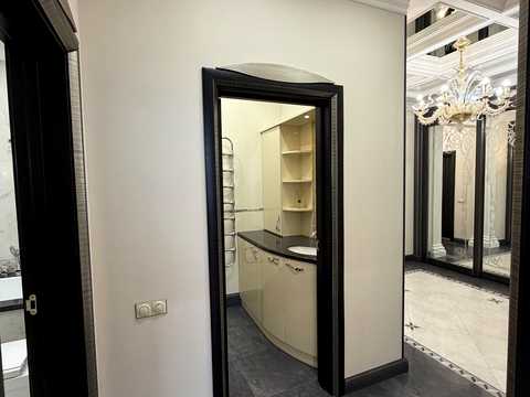 квартира за адресою Дмитрівська вул., 82