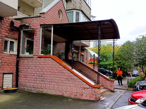комерційна за адресою Київ, Княжий Затон вул., 16-А