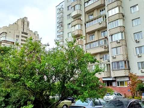 комерційна за адресою Київ, Княжий Затон вул., 16-А