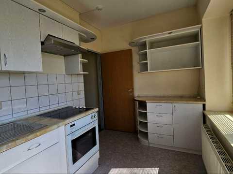 комерційна за адресою Саксаганського вул., 9/2