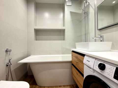 квартира за адресою Салютна вул., 2к23