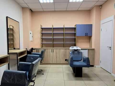 комерційна за адресою Сталеварів вул., 18