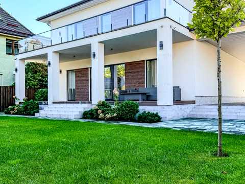 будинок за адресою 4-та Садова вул., 33