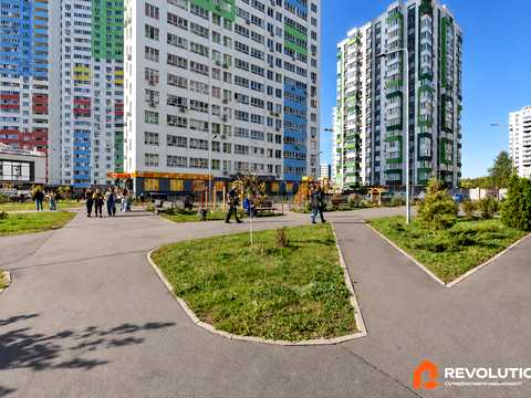 квартира за адресою Бровари, Василя Симоненка вул., 107-А