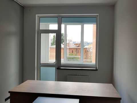 комерційна за адресою Саксаганського вул., 37-К