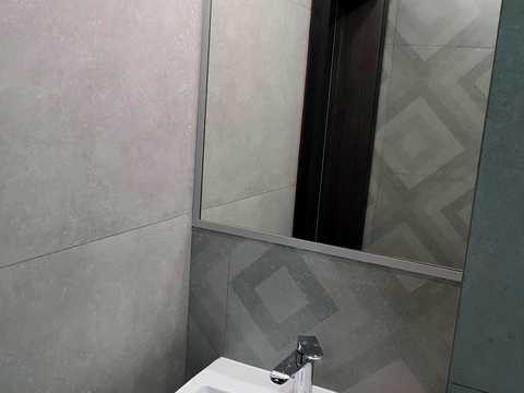 комерційна за адресою Саксаганського вул., 37-К