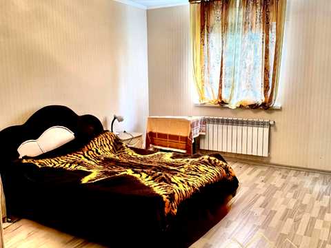 будинок за адресою Прорізна