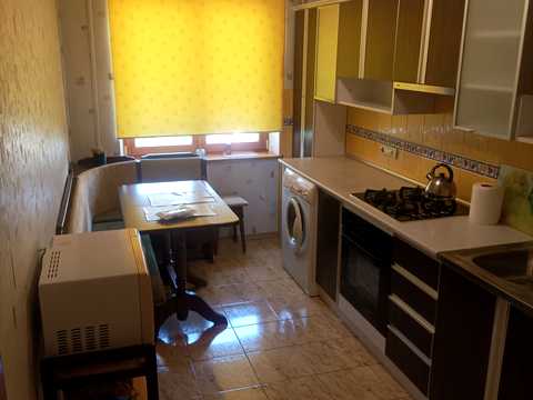 квартира за адресою Гната Хоткевича вул., 12