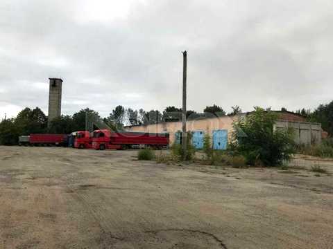 комерційна за адресою Банкова вул., 1