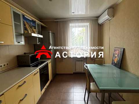 квартира за адресою Запоріжжя, Чарівна вул., 52