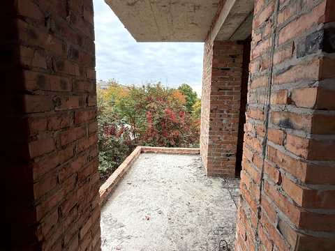 квартира за адресою Івано-Франківськ, Степана Бандери вул., (Будинок 4)