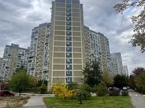 квартира по адресу Драгоманова ул., 14