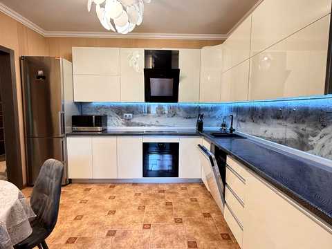 квартира за адресою Радунська вул., 1/10