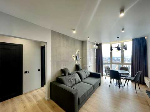 квартира за адресою Салютна вул., 2к8