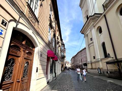 квартира по адресу Леси Украинки ул., 7