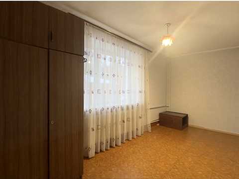 квартира за адресою Кам'янецька вул., 13