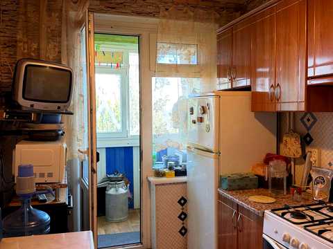 квартира за адресою Кривий Ріг, Дениса Комара вул. (Стрєльникова), 3