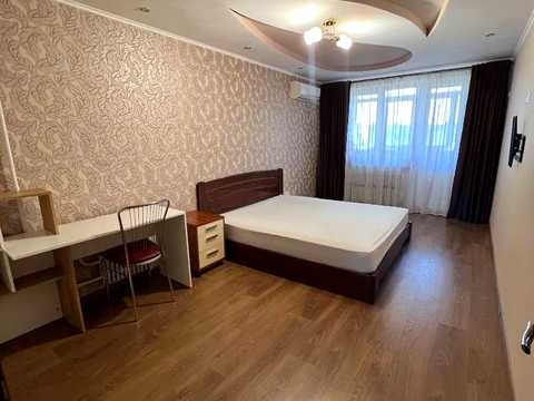 квартира за адресою Олега Мудрака вул. (Генерала Наумова), 37-А
