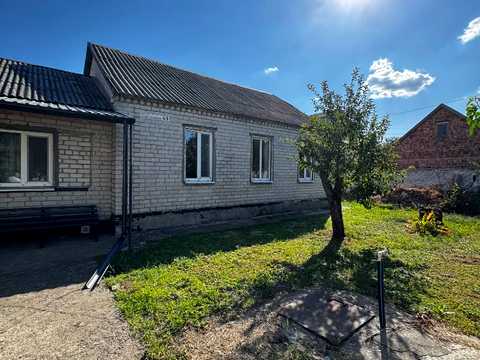 будинок за адресою Новосічнева вул.