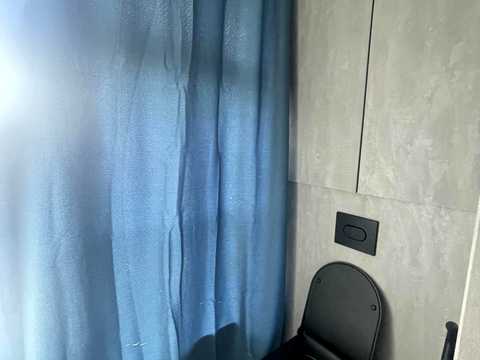 комерційна за адресою Юрія Іллєнка вул. (Мельникова), 5