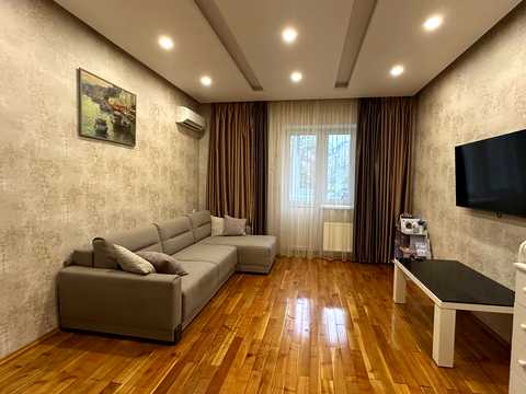 квартира за адресою Рея Бредбері вул., 5/15