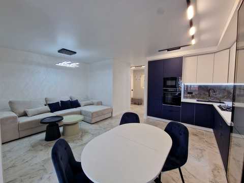 квартира за адресою Злуки просп., 7