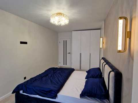 квартира по адресу Злуки просп., 7