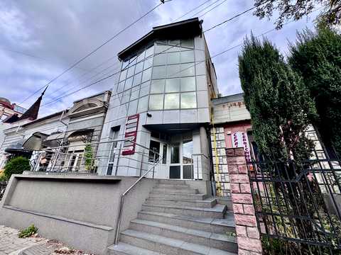 комерційна за адресою Івано-Франківськ, Василіянок вул., 16-А