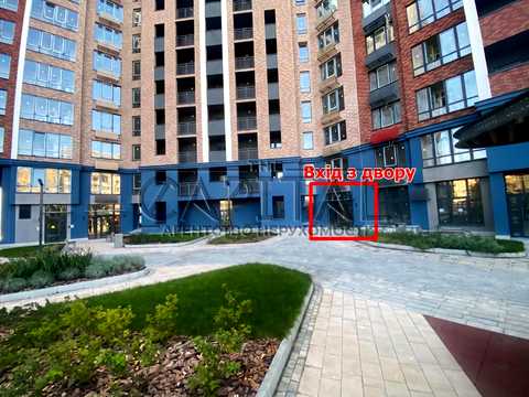 комерційна за адресою Половецька вул., 4