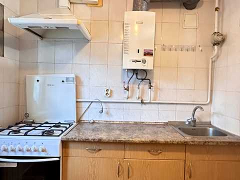 квартира за адресою Кам'янецька вул., 47/72