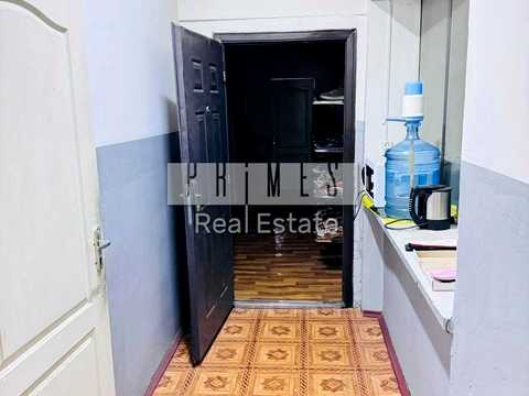комерційна за адресою Металургів вул., 15А
