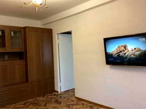 квартира за адресою Київ, Будівельників вул., 9