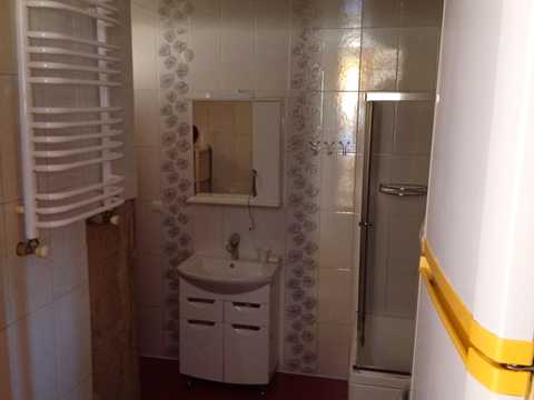 будинок за адресою  Мирне, Виноградна, 8