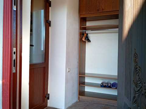 будинок за адресою  Мирне, Виноградна, 8