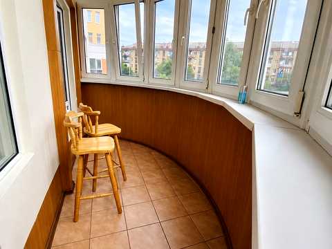 комерційна за адресою Турівська вул., 29